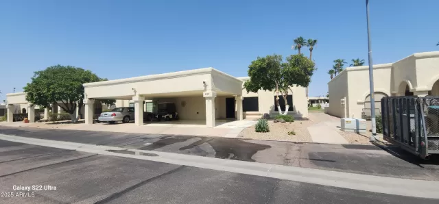MLS: 6894821 Condo For Sale