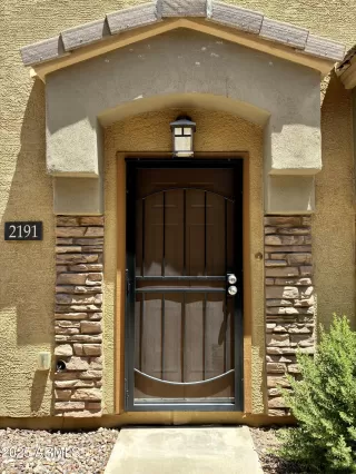 Photo #2: 6894833 Listing