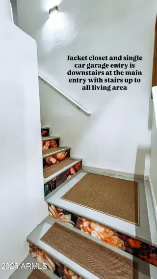 Photo #3: 6894833 Listing