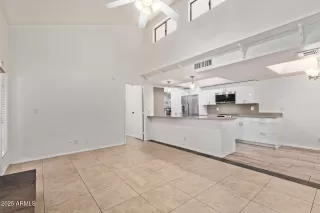 Photo #6: 6895044 Listing 