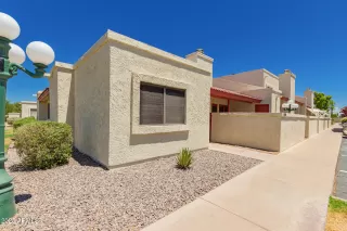 Photo #1: 6895117 Listing