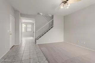 Photo #4: 6895180 Listing