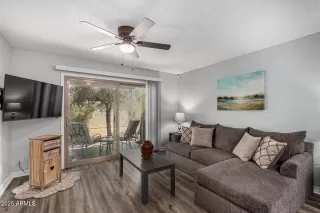Photo #3: 6895328 Listing 