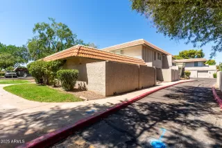 More Details about MLS # 6895400 : 5621 S CAPTAIN KIDD COURT#E