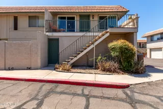 Photo #1: 6895400 Listing