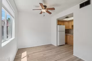 Photo #5: 6895686 Listing