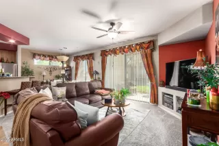 Photo #5: 6895854 Listing