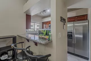 Photo #2: 6895999 Listing