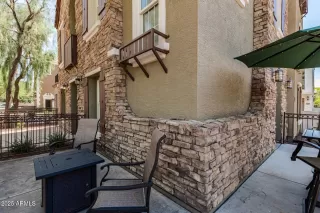 Photo #6: 6896145 Listing