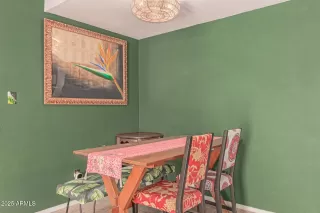 Photo #6: 6896210 Listing 