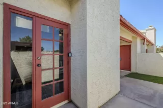 Photo #1: 6896438 Listing