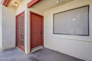 Photo #2: 6896438 Listing