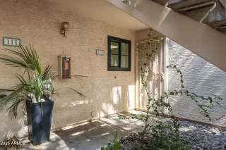 Photo #4: 6896563 Listing