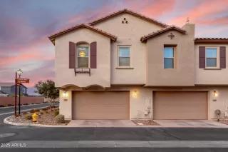 Photo #3: 6896613 Listing