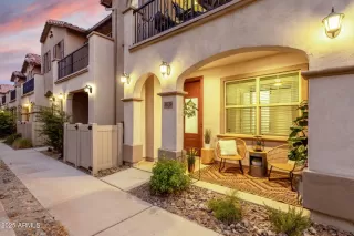 Photo #6: 6896613 Listing