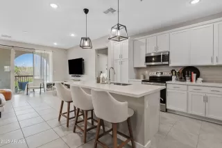 Photo #1: 6896656 Listing