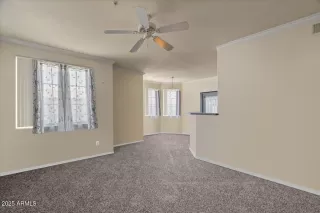 Photo #3: 6896842 Listing