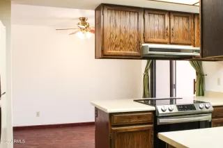 Photo #4: 6897091 Listing