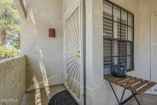 Photo #3: 6897135 Listing 