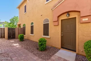 Photo #4: 6897300 Listing 