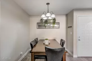 Photo #4: 6897375 Listing 