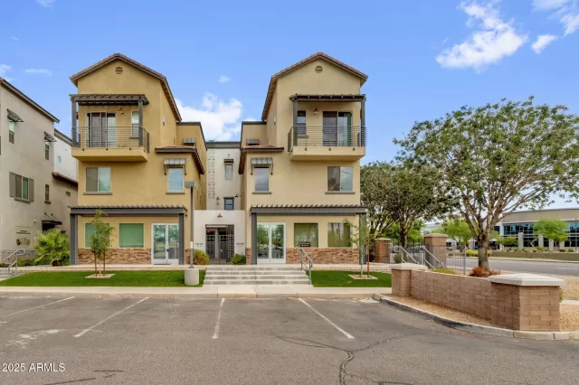 MLS: 6897441 Condo For Sale