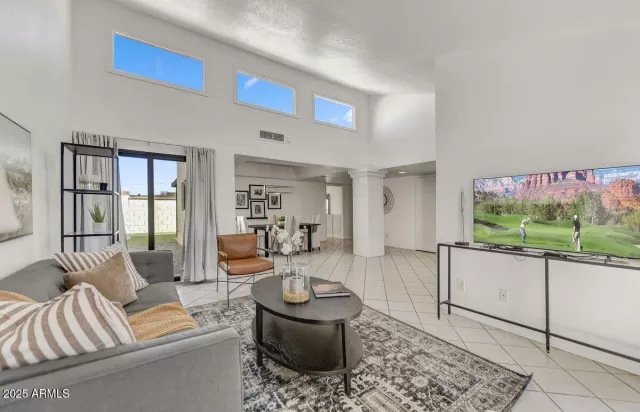 MLS: 6897733 Condo For Sale