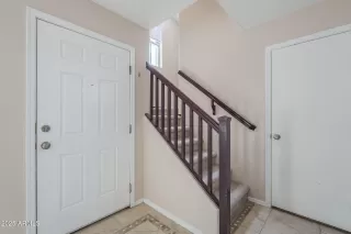 Photo #4: 6897798 Listing