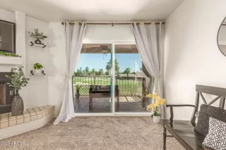 Photo #4: 6897934 Listing