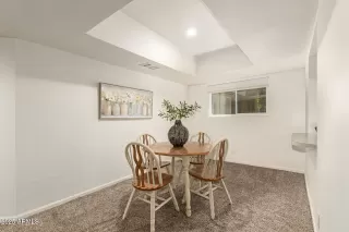 Photo #6: 6897934 Listing