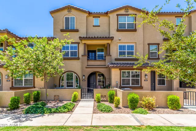 MLS: 6898203 Condo For Sale