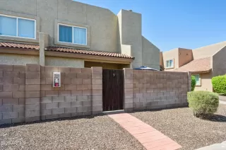 Photo #3: 6898415 Listing 