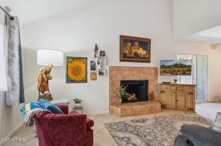 Photo #4: 6898415 Listing 