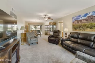 Photo #2: 6898785 Listing