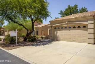 Photo #2: 6899027 Listing