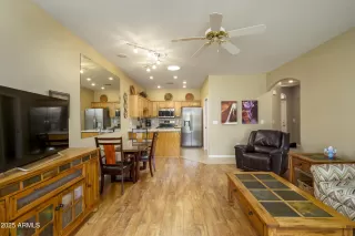 Photo #5: 6899027 Listing