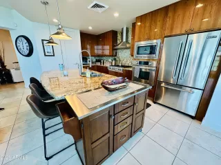 Photo #4: 6899114 Listing 