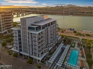 Photo #2: 6899308 Listing 