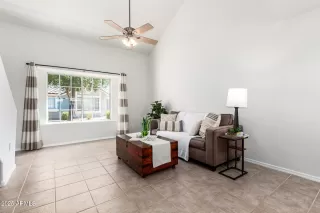 Photo #3: 6899402 Listing 