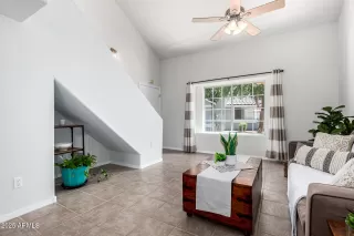 Photo #4: 6899402 Listing 