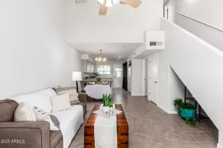 Photo #6: 6899402 Listing 