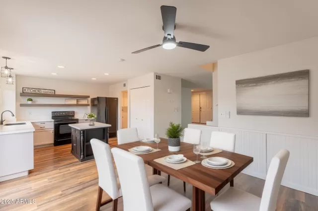 MLS: 6899419 Condo For Sale