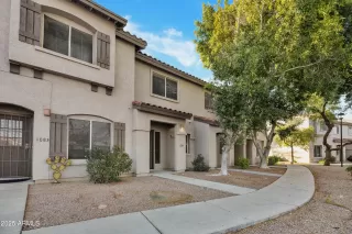 Photo #1: 6899638 Listing