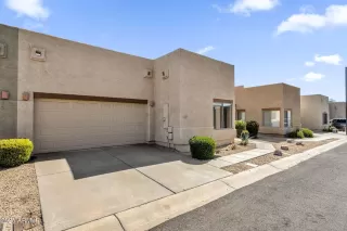 Photo #2: 6899716 Listing 