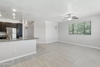 Photo #3: 6899742 Listing