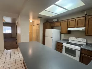 Photo #5: 6899907 Listing 