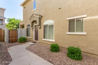 Photo #1: 6899949 Listing 