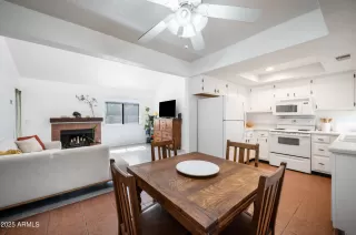 Photo #5: 6900191 Listing 