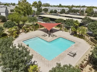 Photo #5: 6900338 Listing 