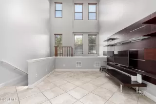 Photo #5: 6900577 Listing